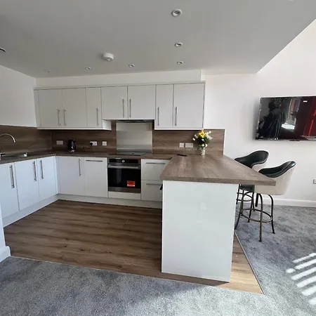 Flat 1 - Luxury Bolton City Centre Apartments Exterior photo