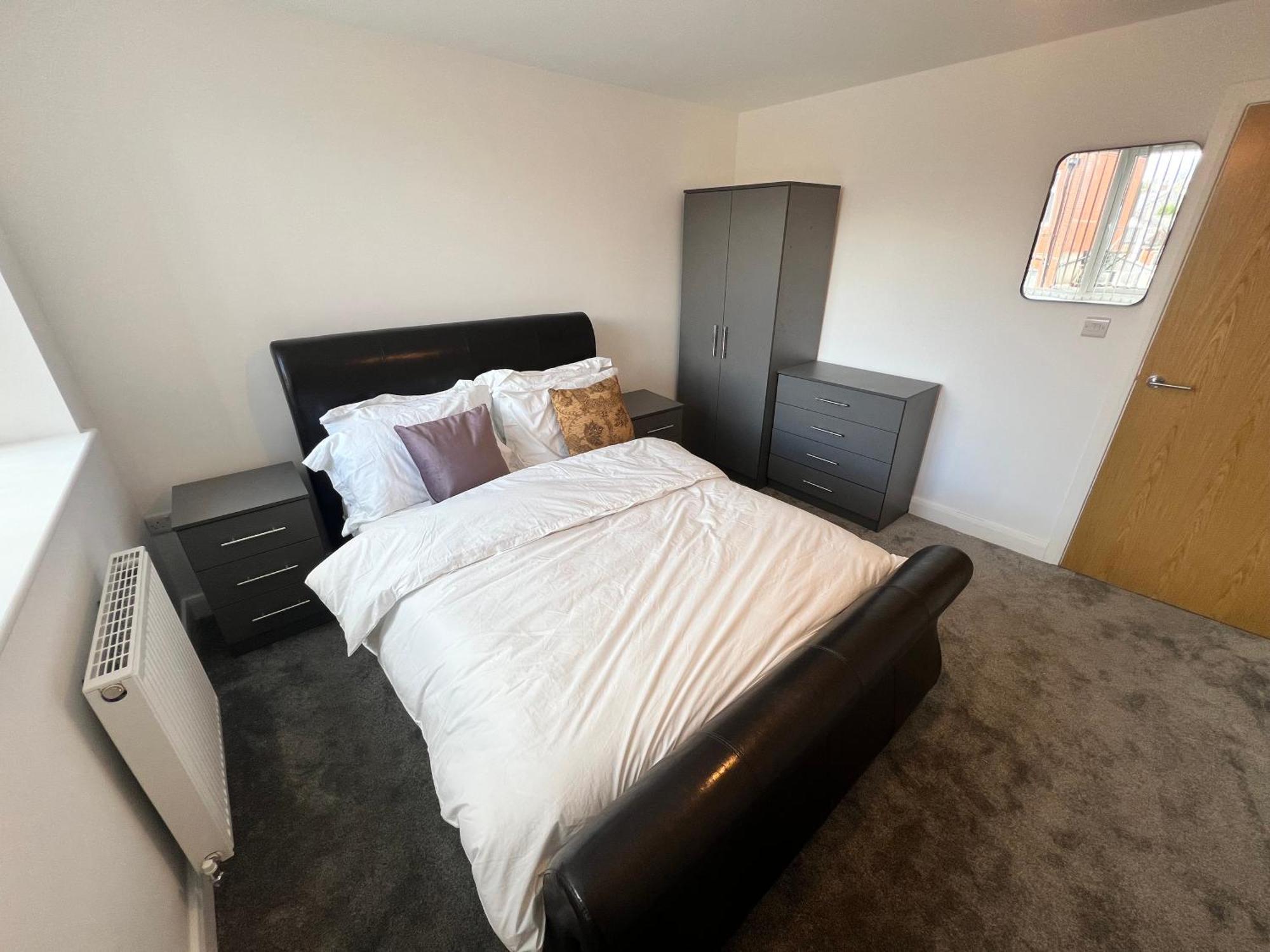 Flat 1 - Luxury Centre * Bolton