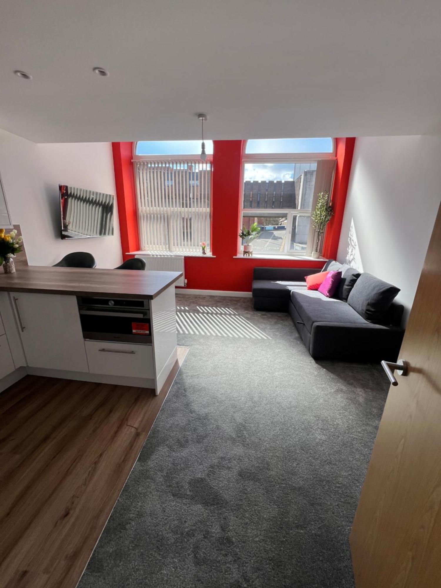 Flat 1 - Luxury Centre * Bolton